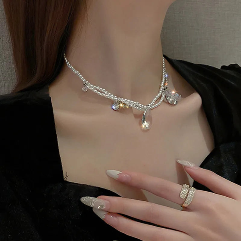 Fashionable Pearl Necklace